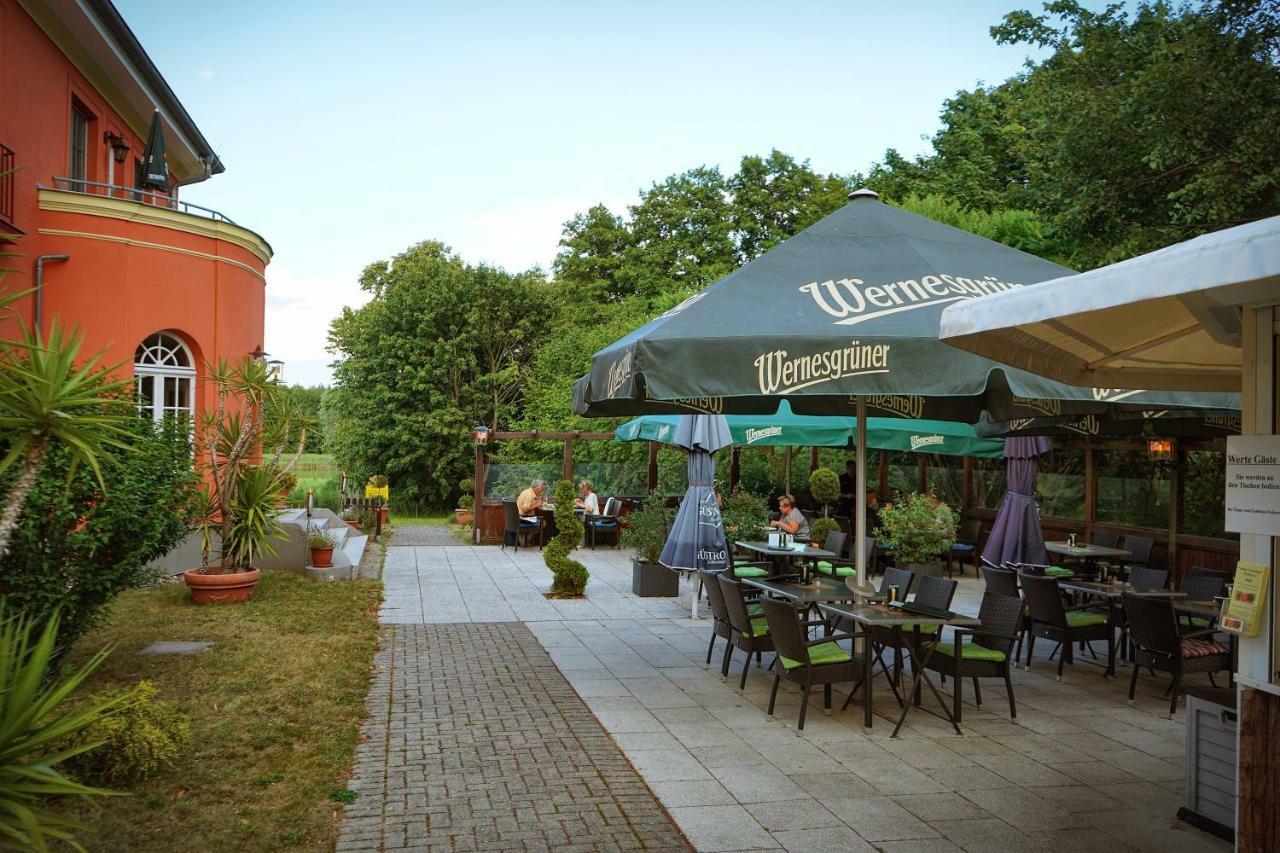 Altes Gutshaus-Federow Hotel Exterior photo