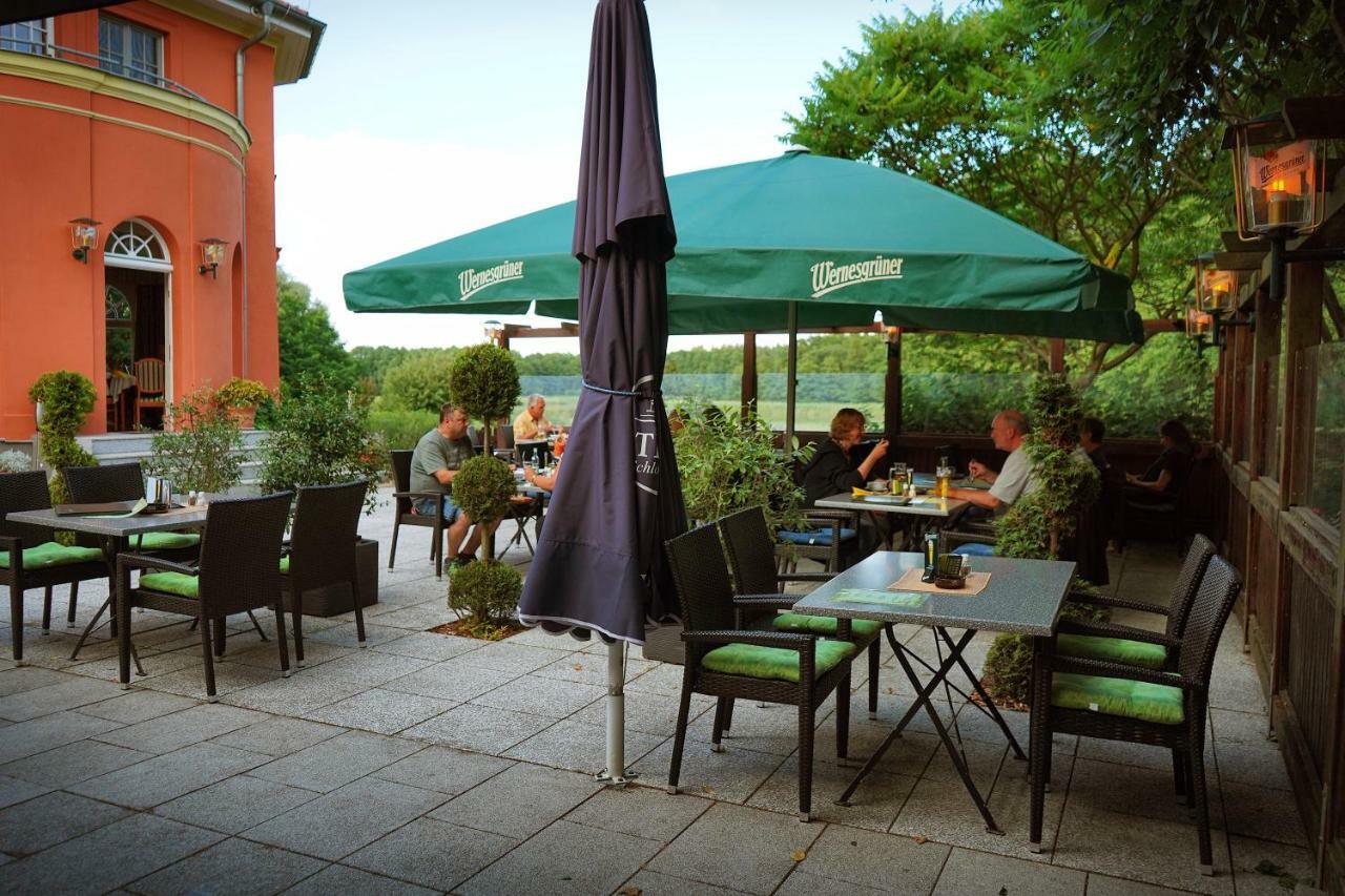 Altes Gutshaus-Federow Hotel Exterior photo